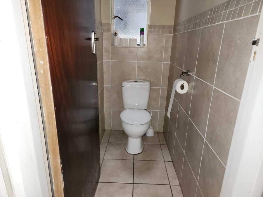 2 Bedroom Property for Sale in Humewood Eastern Cape